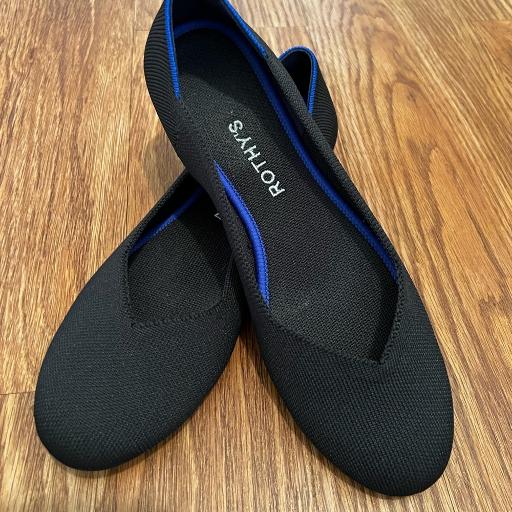 Rothy’s 8.5 Black Flat